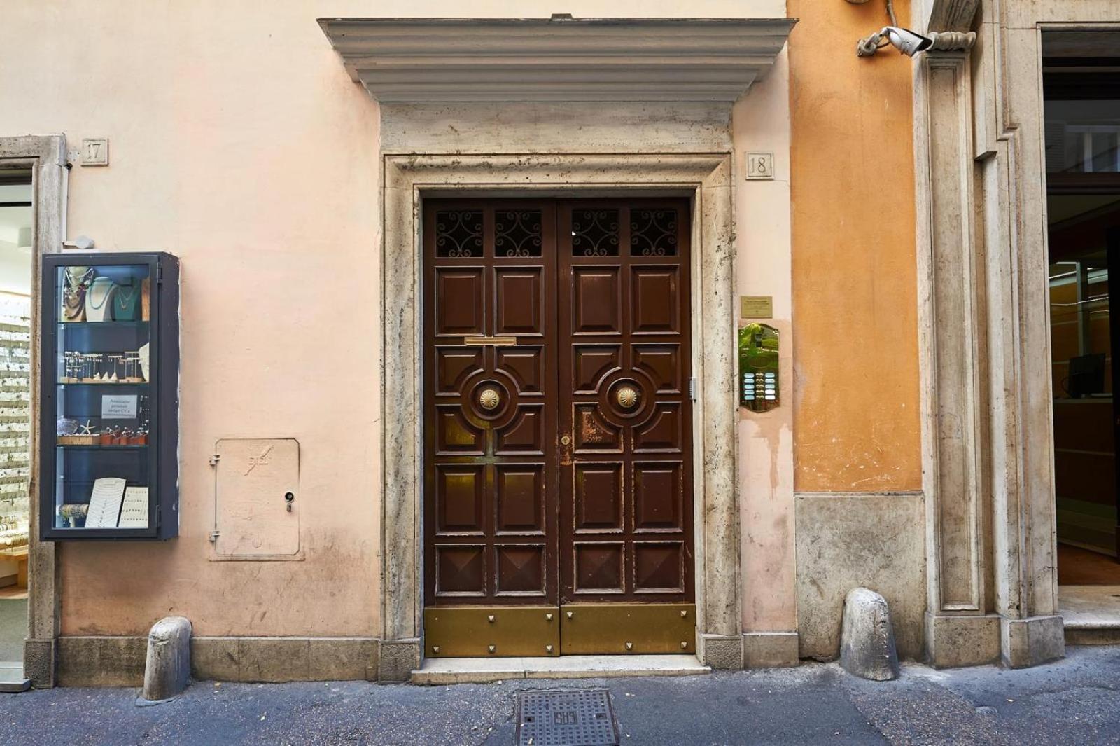 La Perla Di Trevi Apartment *