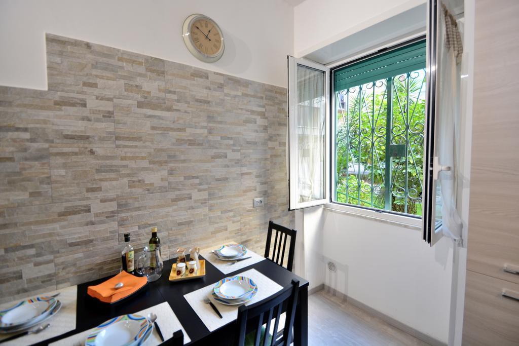 Whatshouse Guest house