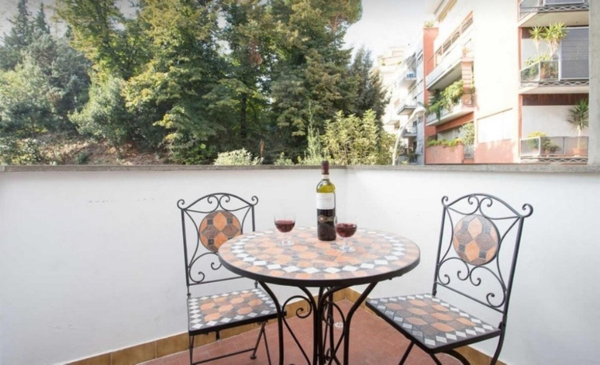 Apartment With Balcon