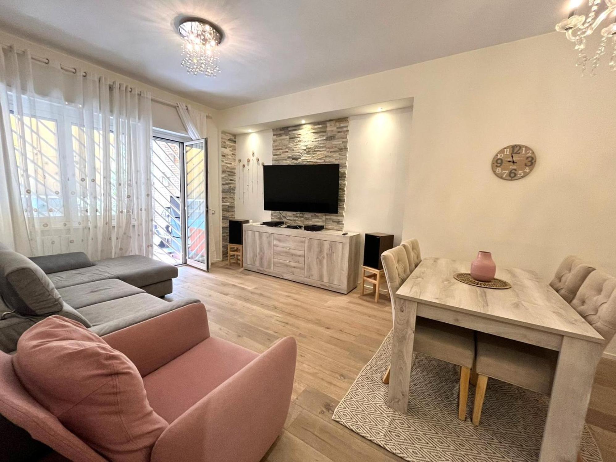 Apartment Cozy Flat With Terrace Rome