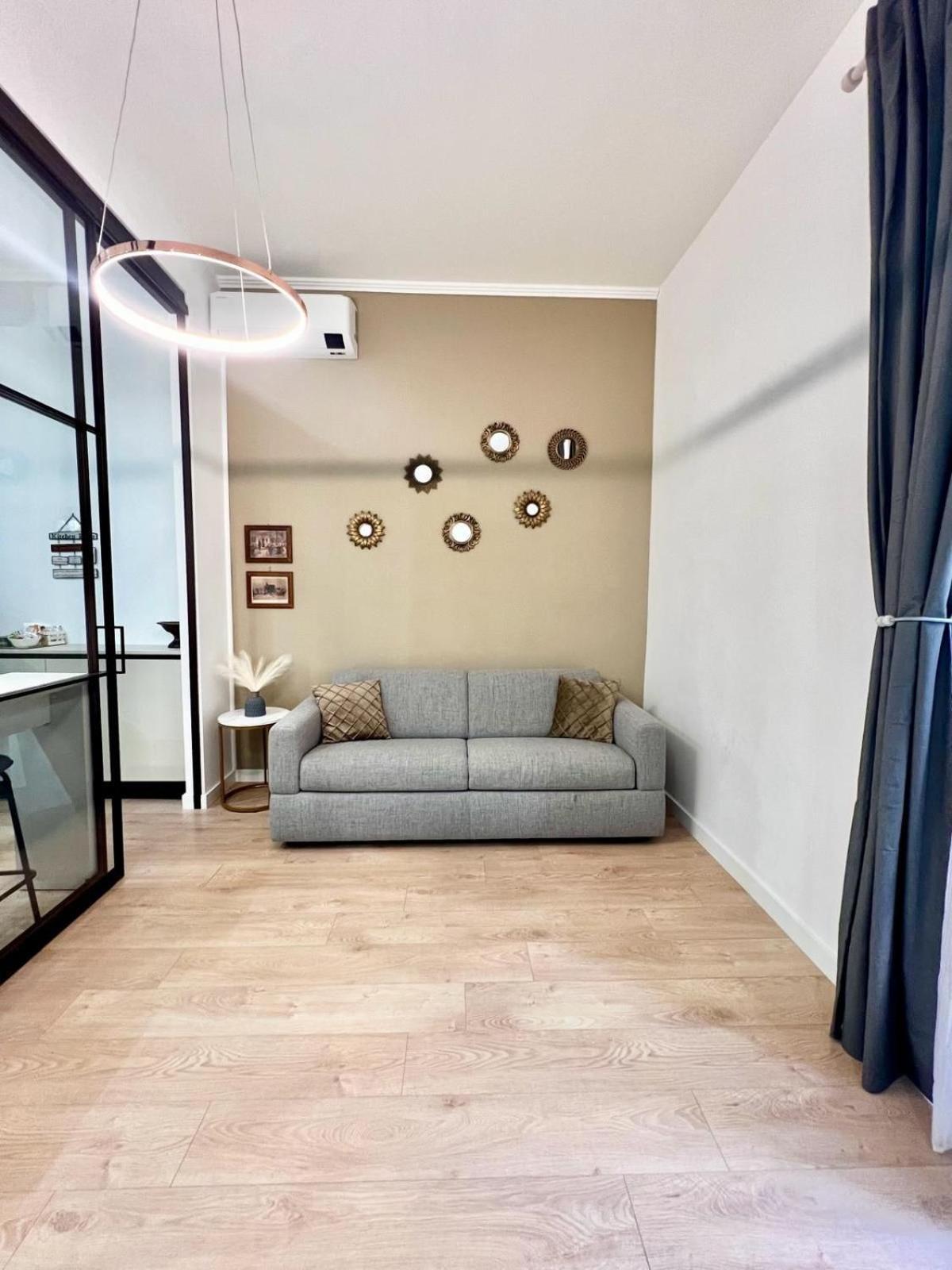 Pvr Luxury Apartment *