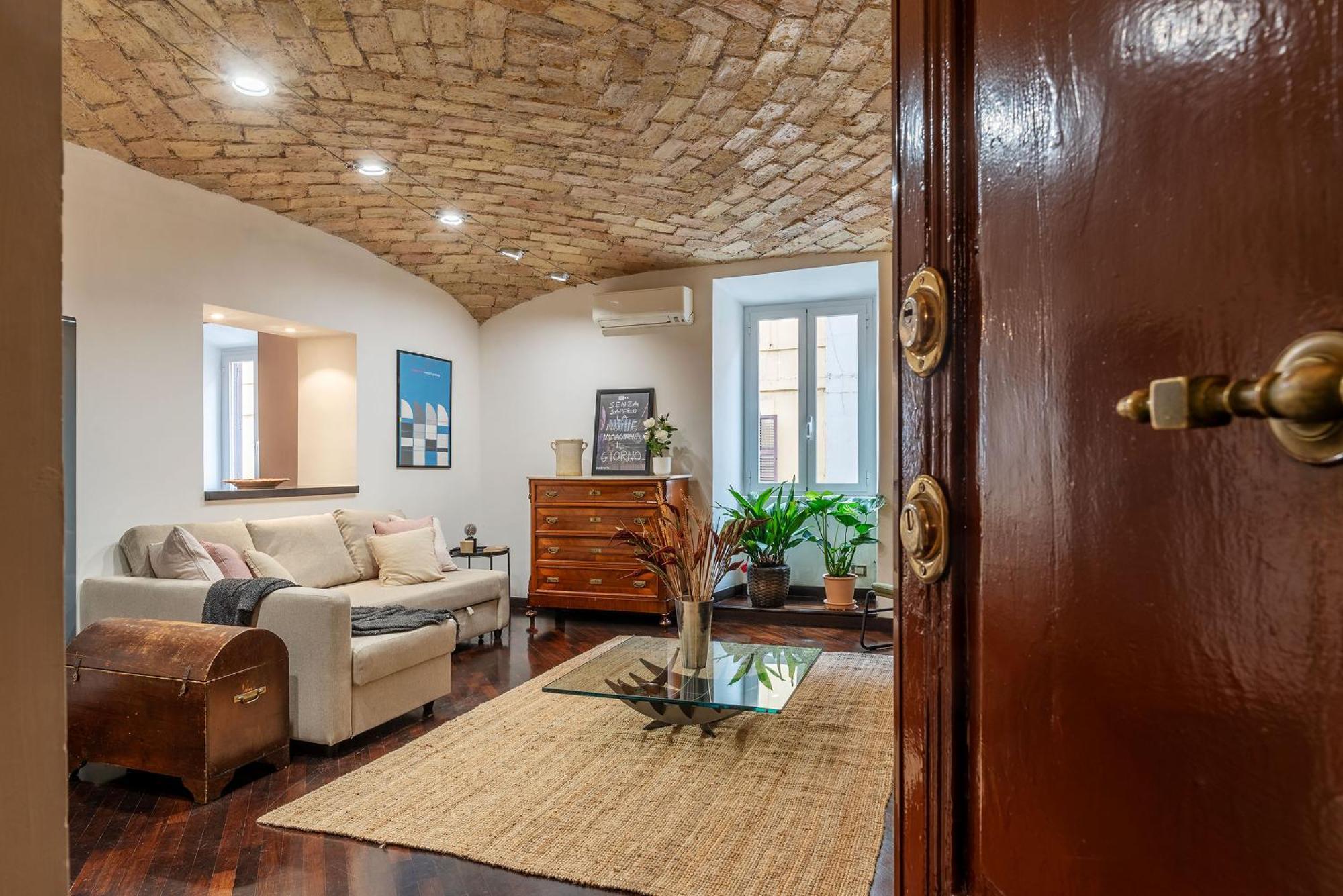 Apartment Hospitalityrome Fashionable Sanlorenzo *