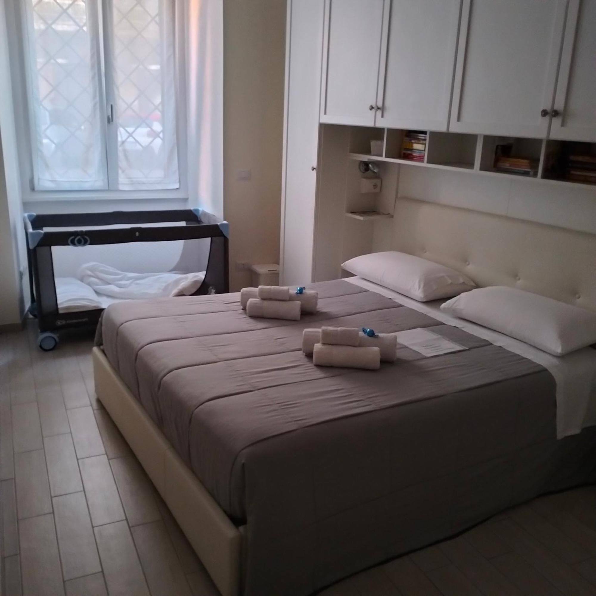 Appartamento La Casa Di Ludovica All'appio Latino *