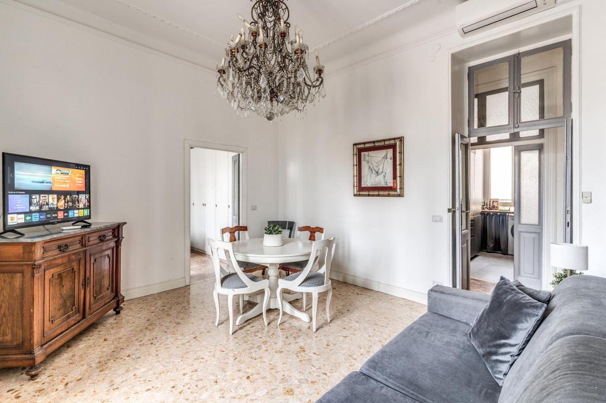 Vatican Adorable Nest Cir 15238 Turistico Roma
