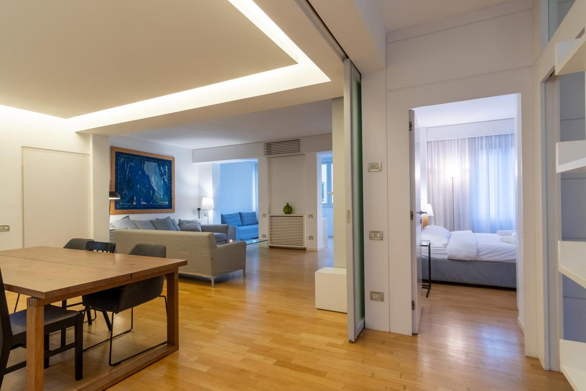 Attic With Terrace And Jacuzzi - Luxury Apartment *