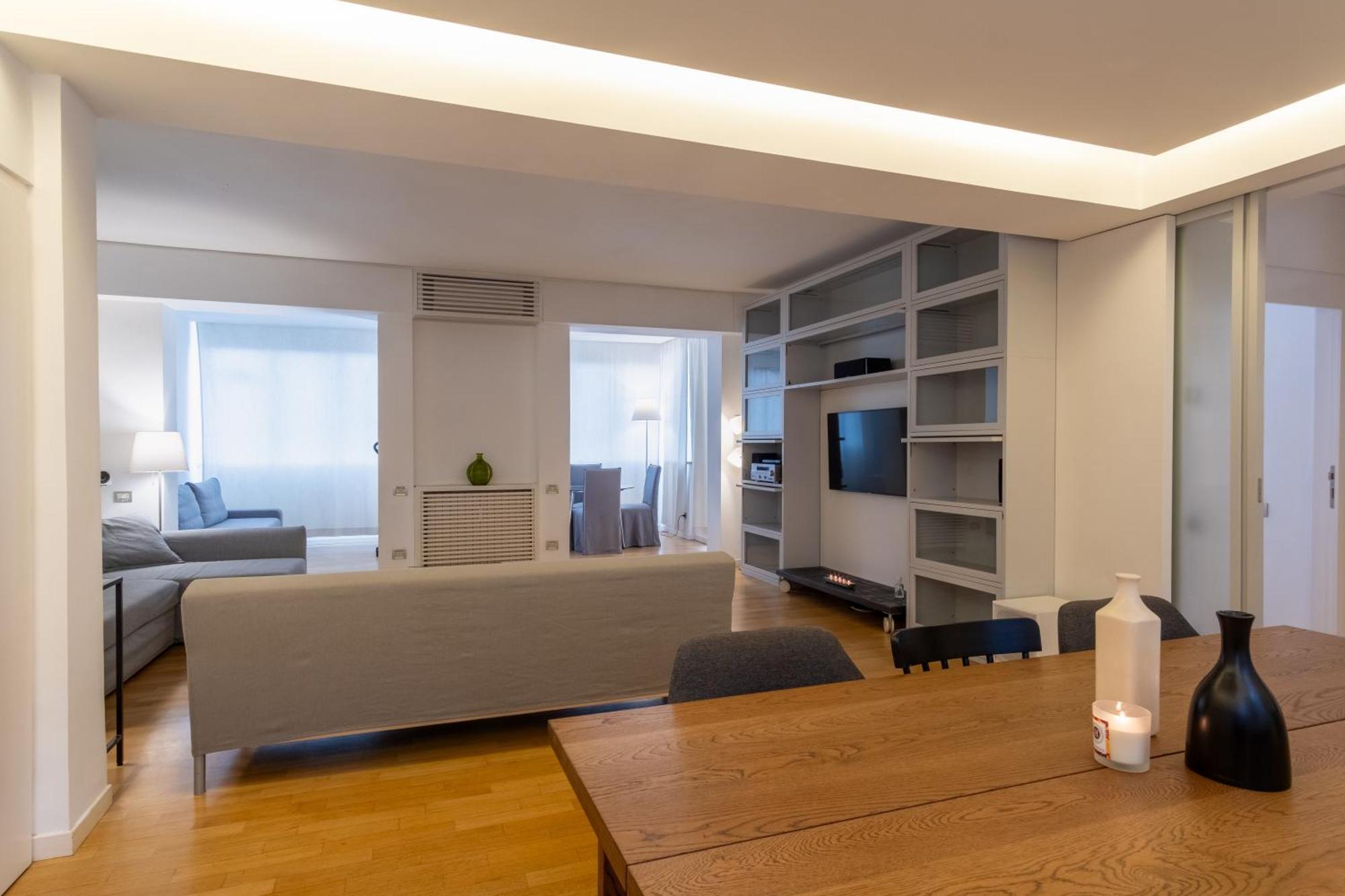 Apartment Attic With Terrace And Jacuzzi - Luxury
