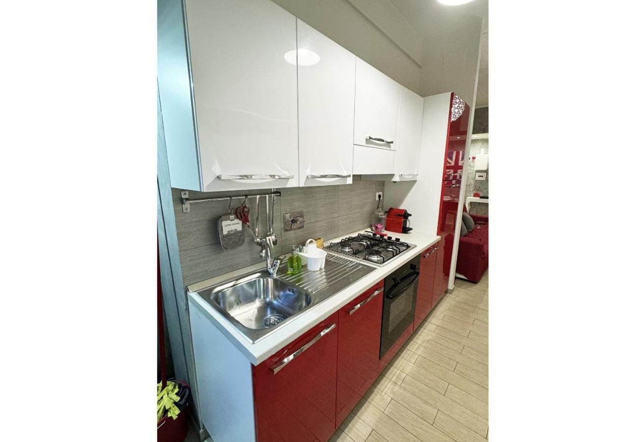 Ross House - Metro B Appartamento Roma