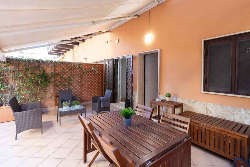 Romeo Garden By In Apartment *