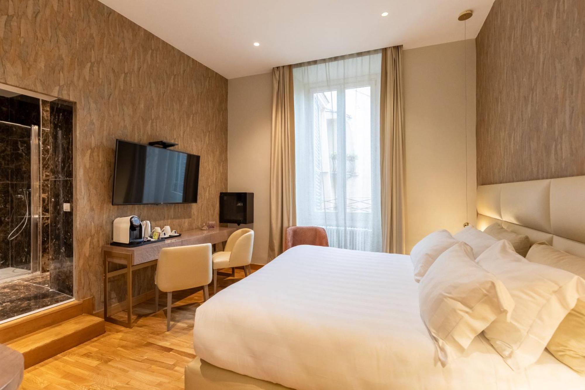 Residenza Pierret Rome