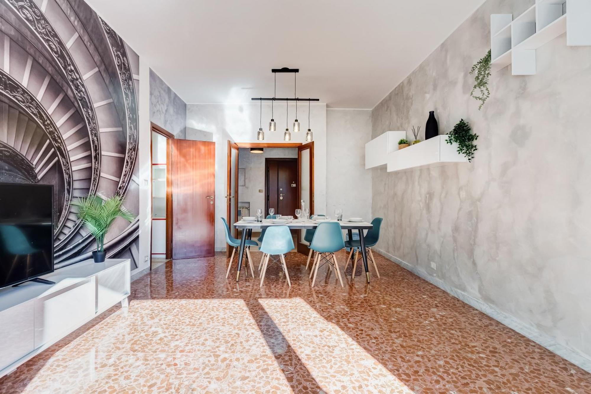 Large With Swimming Pool And Tennis Court Near The Station Apartment Rome