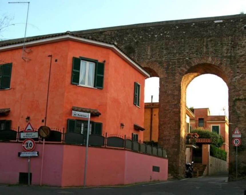 Two-room Apt. Under The Aqueduct's Arch In Pigneto Appartamento Roma