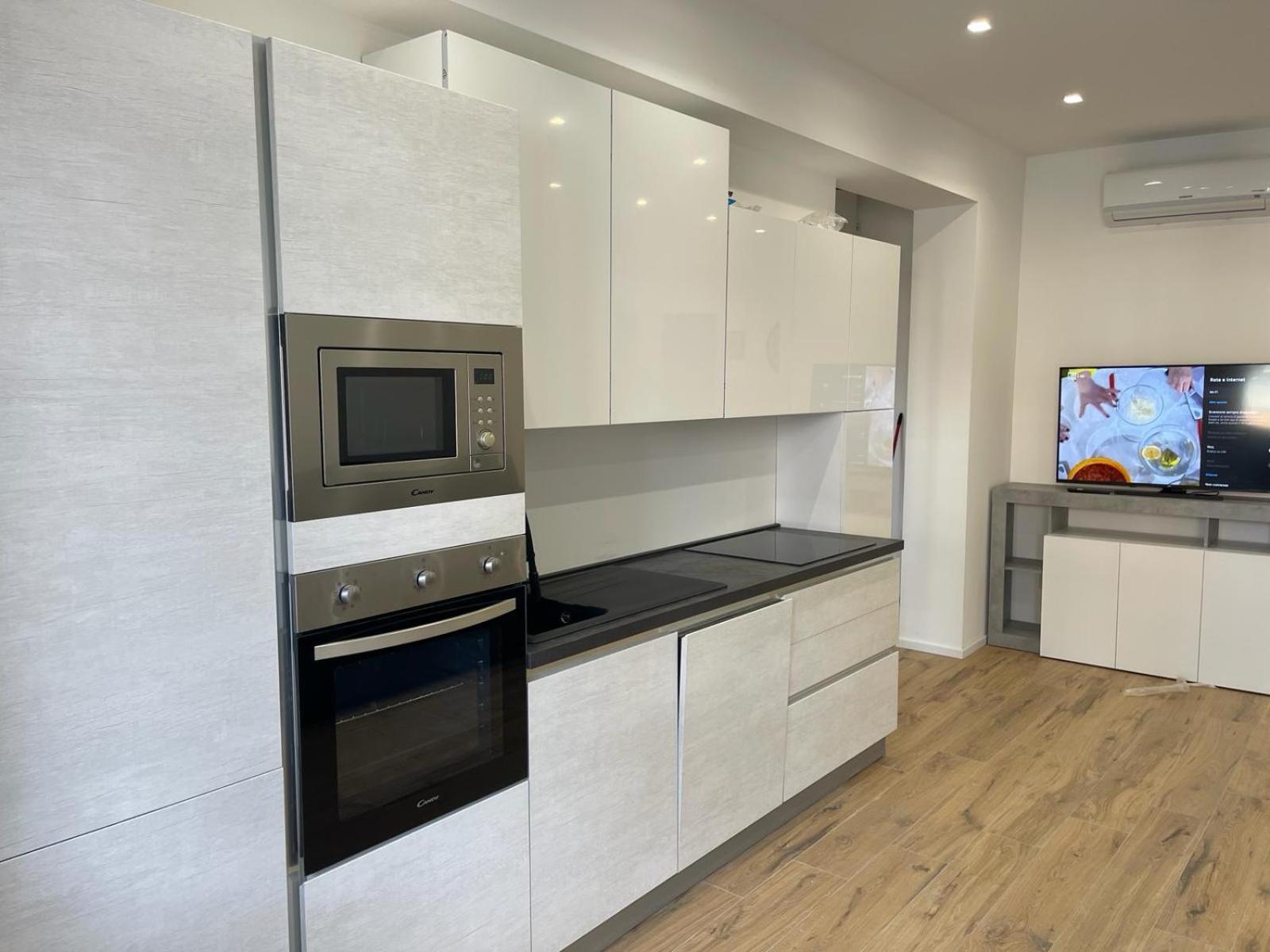 Pm 34 Viale Imperatore Guest House - 50 Mt From Metro San Paolo * Roma