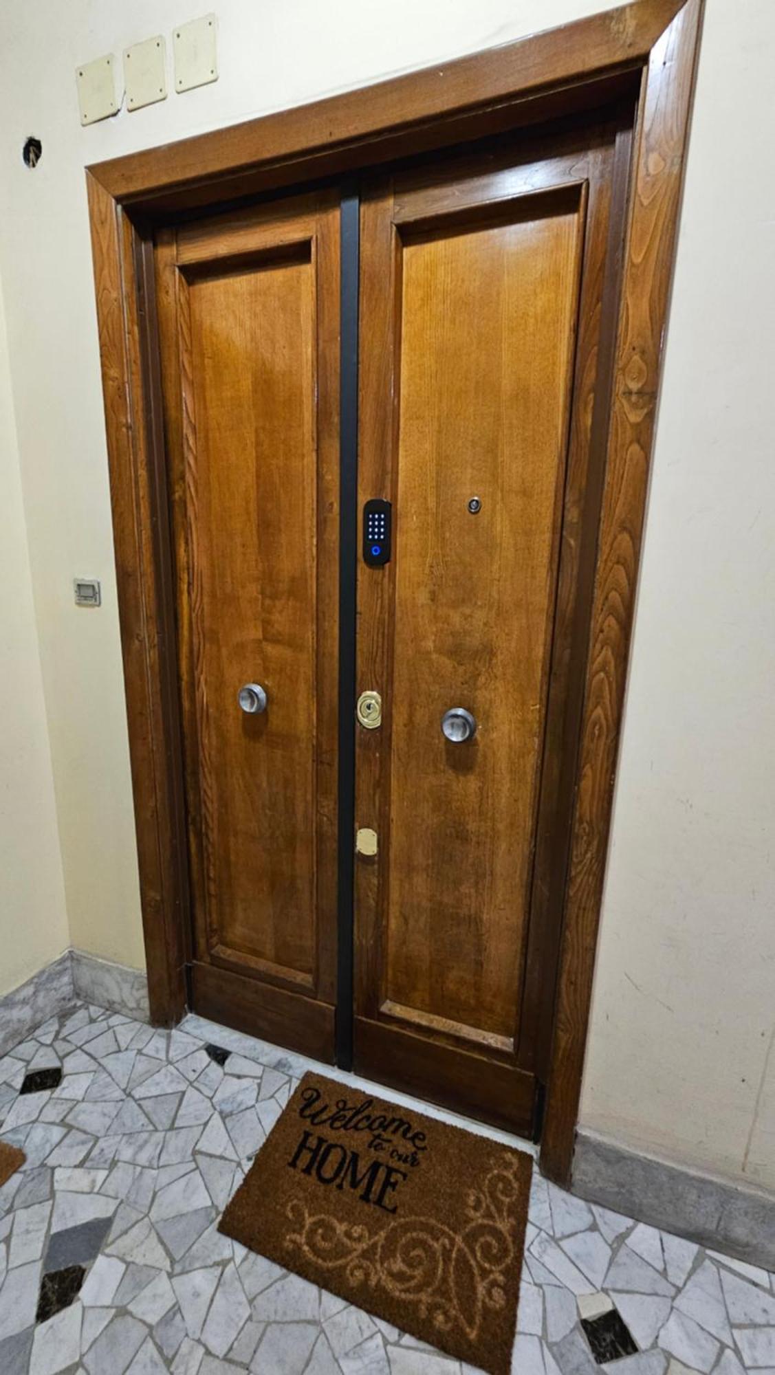 Aquari 15 Rhome Appio Latino Appartamento Roma