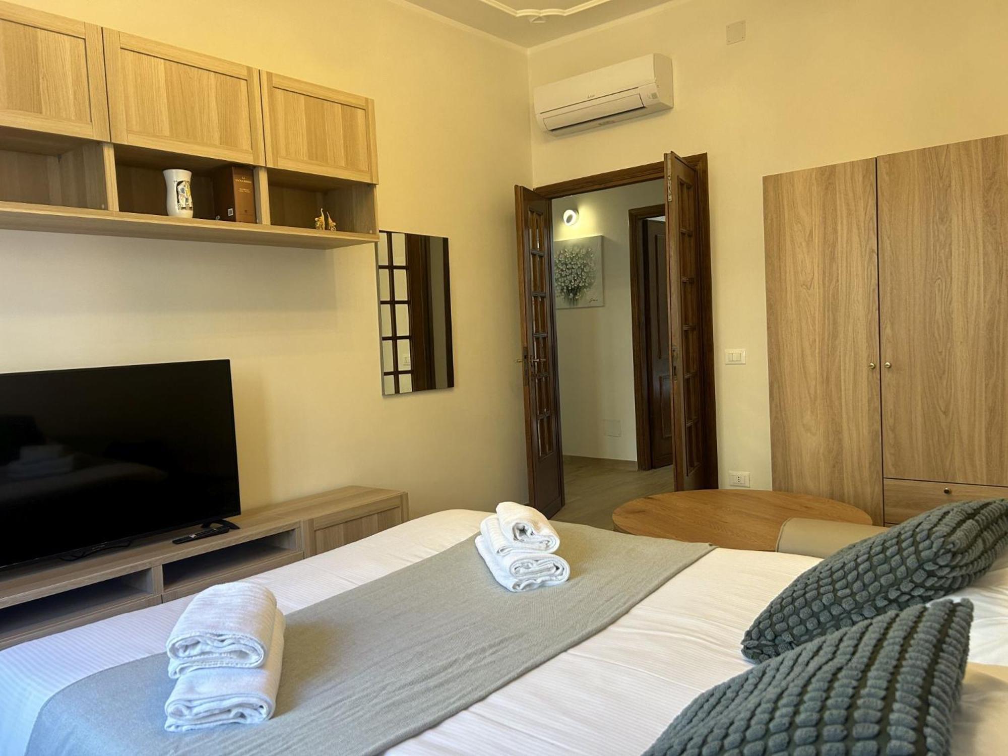 Apartment Riboty By Ghor Rome