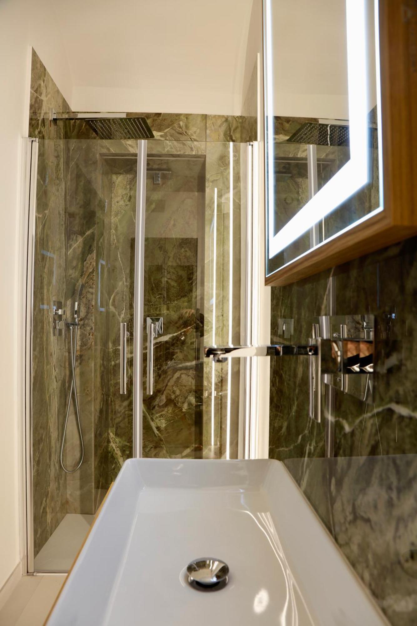 Domus Maxima - & Guest house