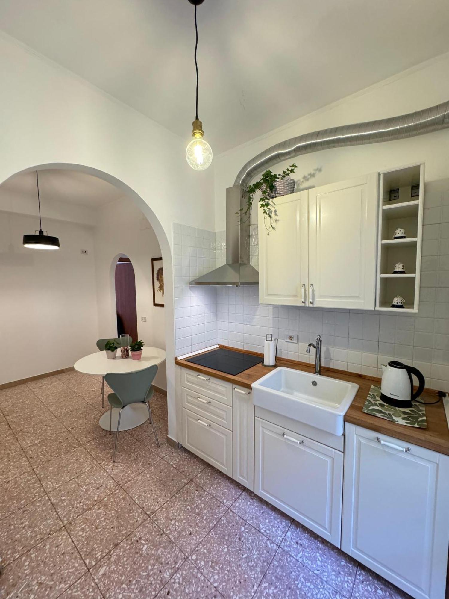Pretty House Apartment *