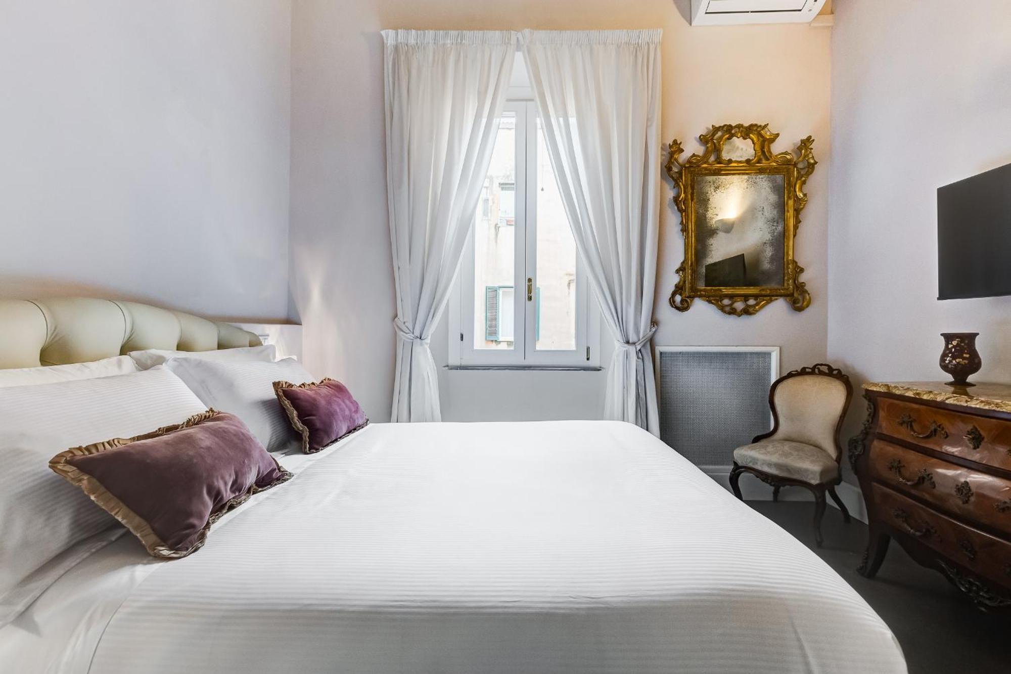 New Barberini Area Apartment Rome