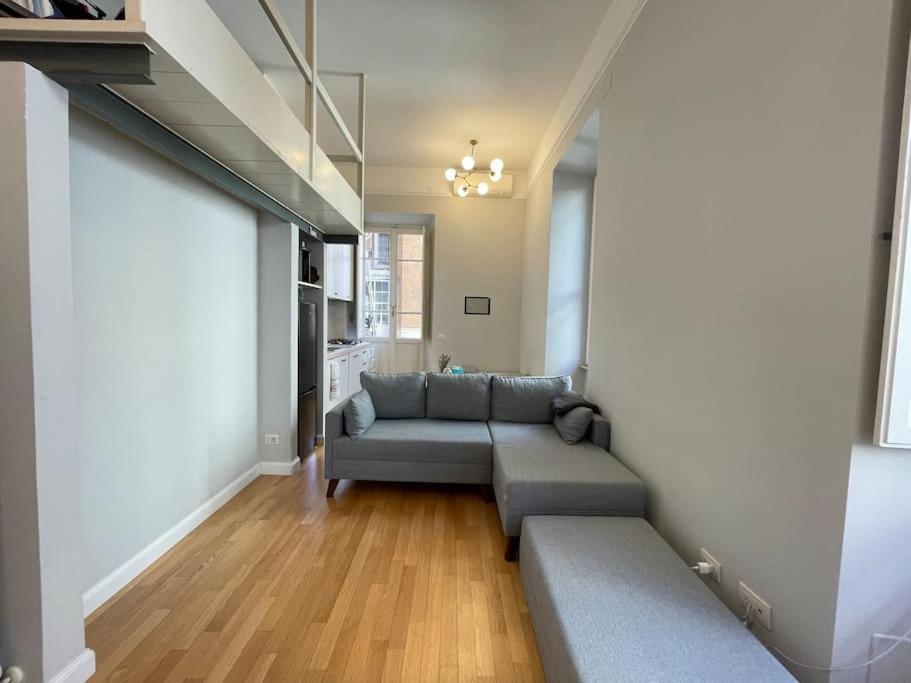 Borghese & Albani - Luxury Loft Appartamento Roma