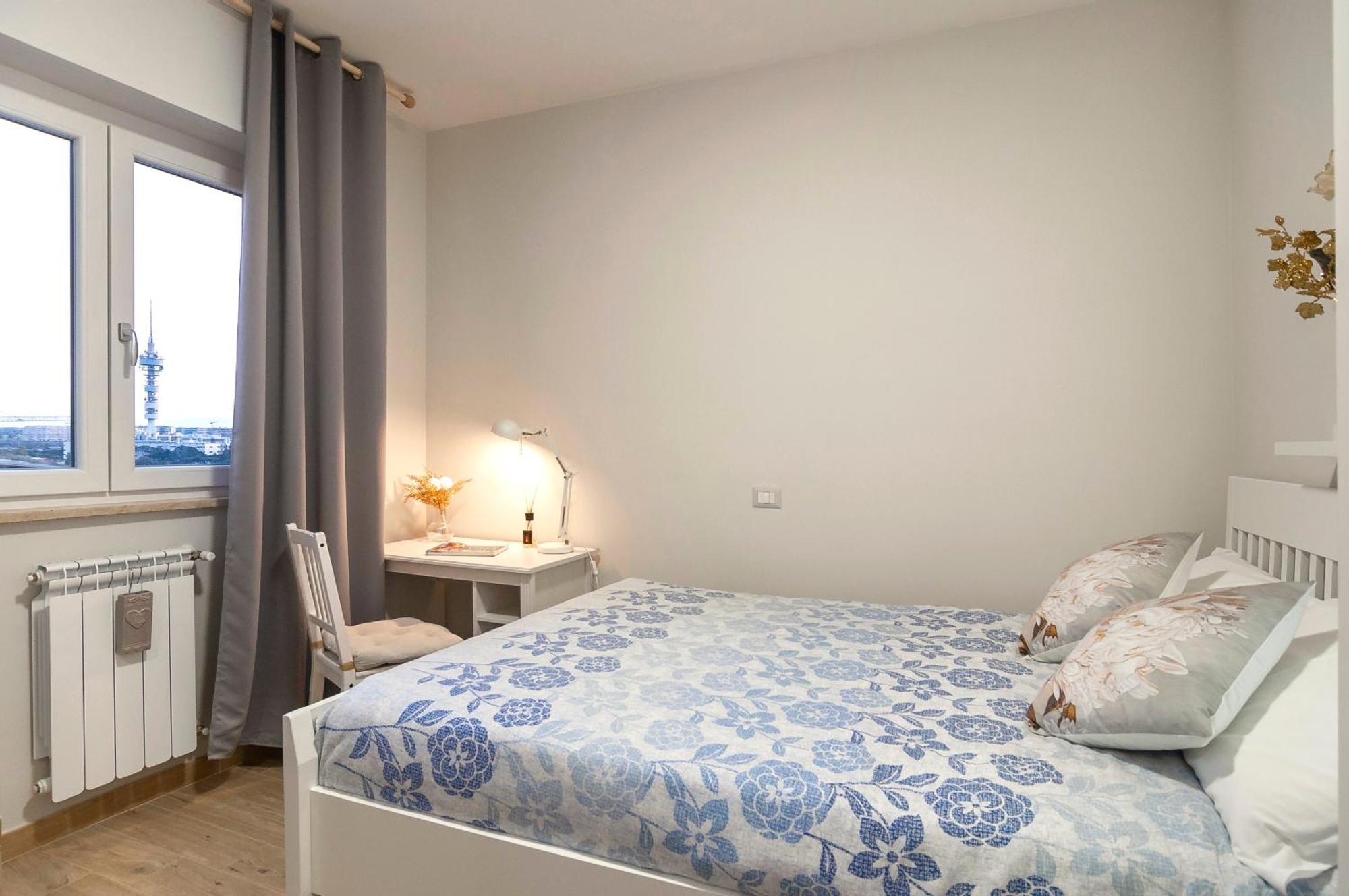 Elegant Comfy Three-rooms In Eur With Parking Apartment *
