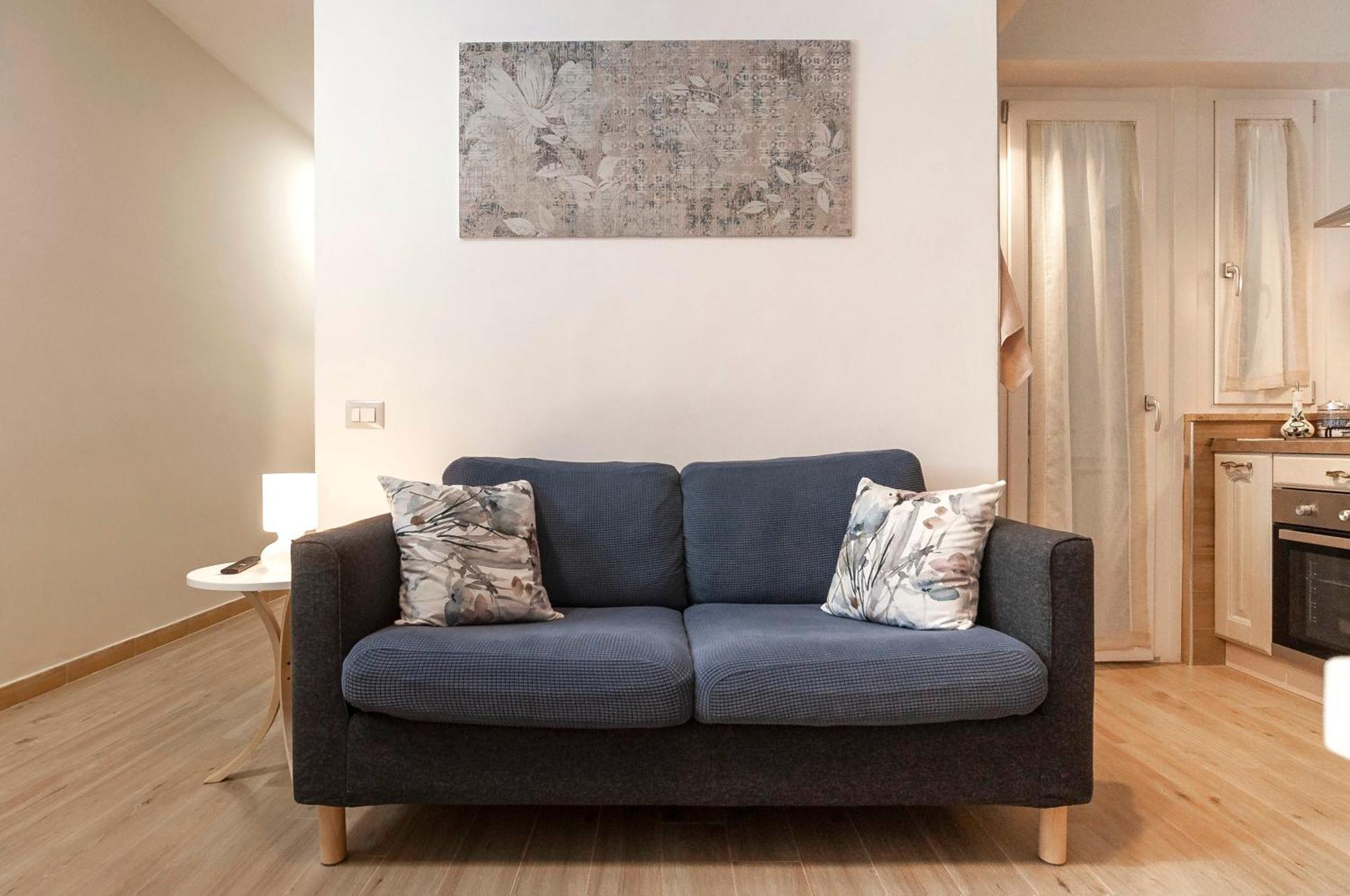 Elegant Comfy Three-rooms In Eur With Parking
