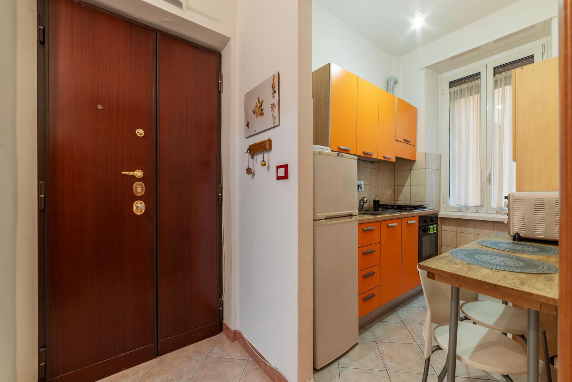 Piazzale Delle Provincie Apartment *