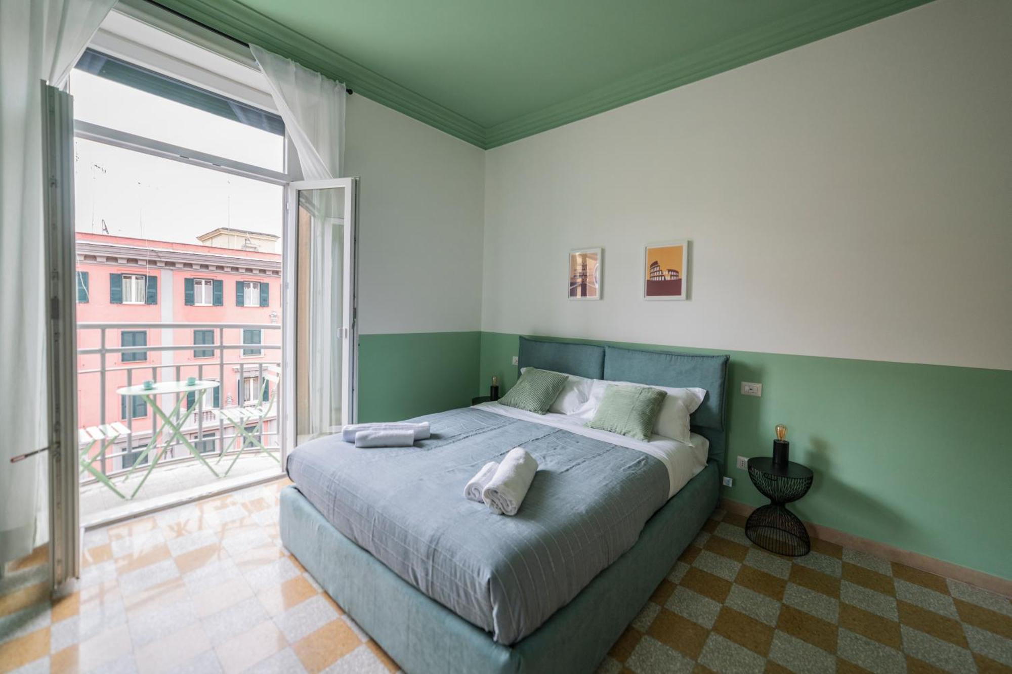 Vintage Giuliana Apartment