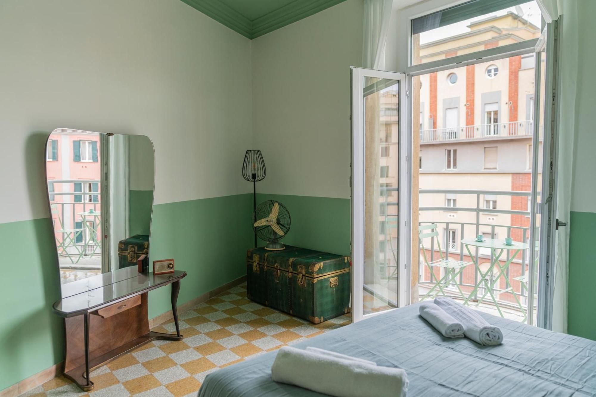 Vintage Giuliana Apartment *