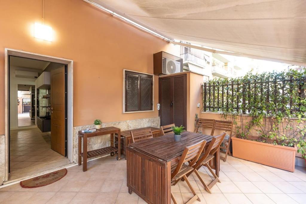 Romeo Garden By In Apartment Rome