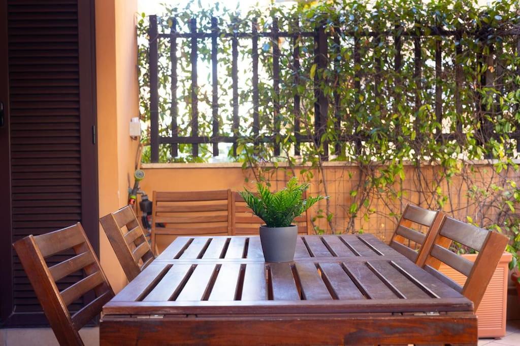 Apartment Romeo Garden By In
