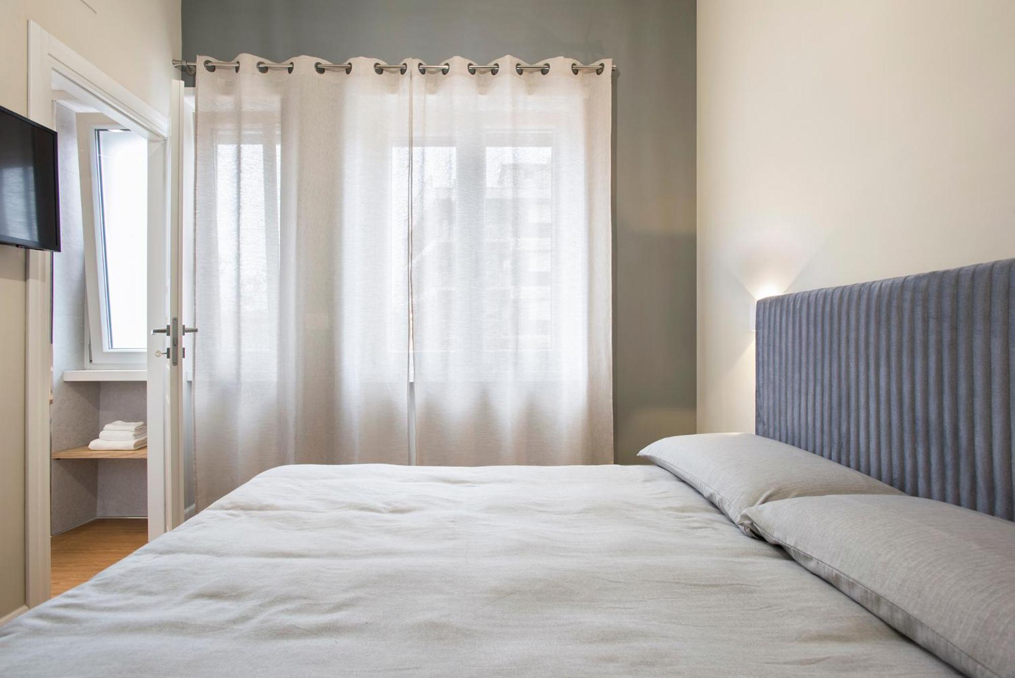 Raven Color Guest house