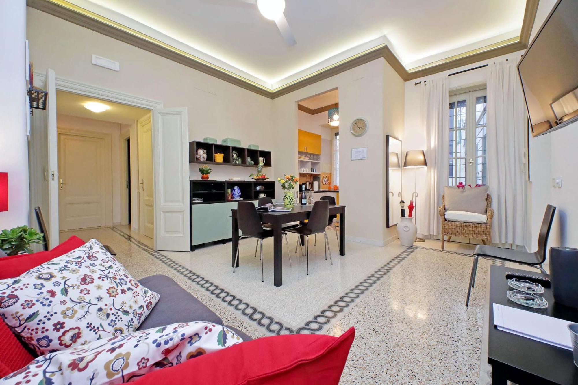 Apartment Casa Giuliana -3br 2bath Flat, 116 M2 On One Level, 2nd Floor With Lift, High Comfort, Quite, Chic, Doorman, 600 Meters From Vatican Museums And Ottaviano Metro, Plenty Of District Facilities, Welcome Drinks & Local Guide, 24 Hour 4 Language Su *