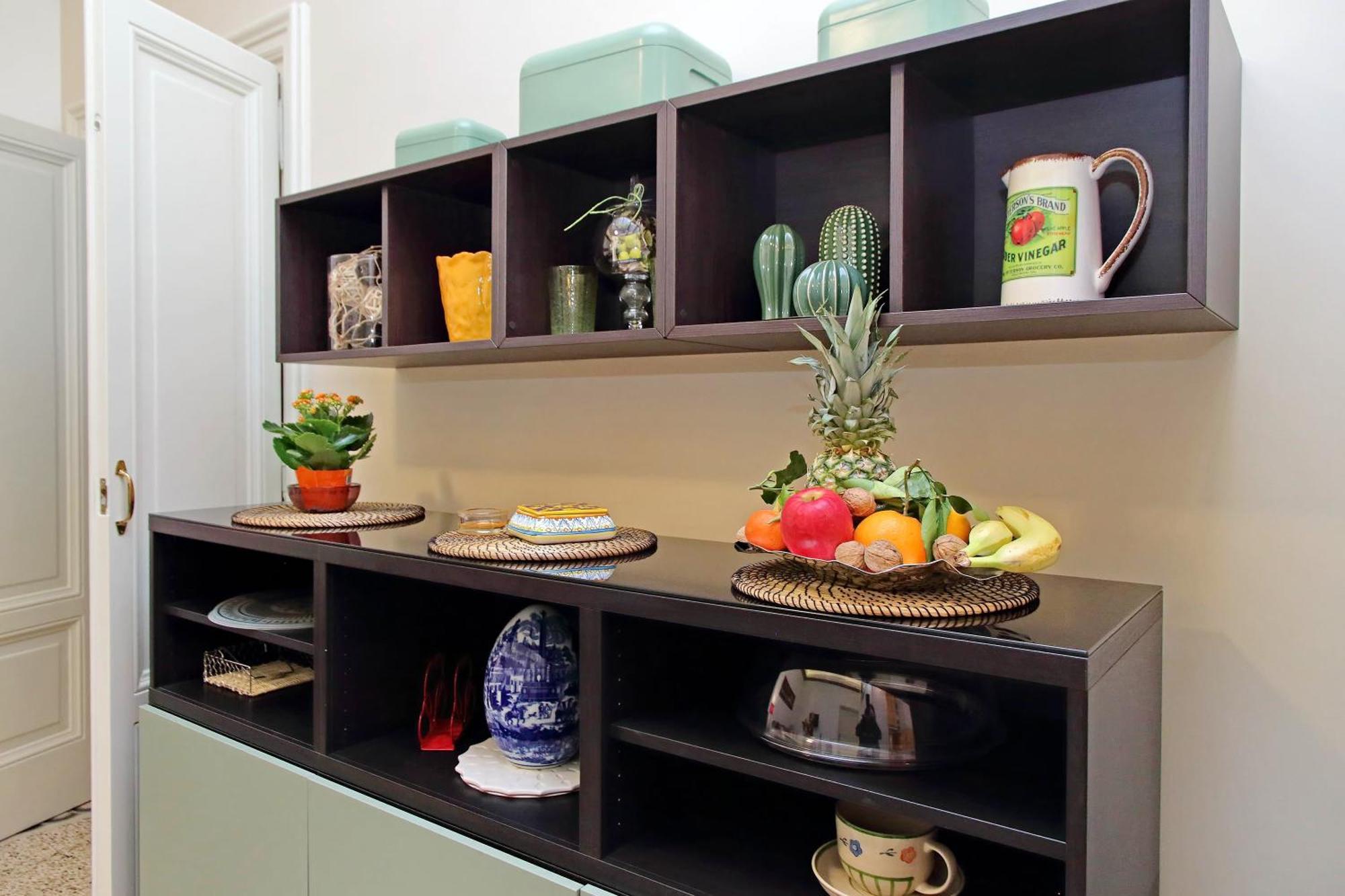 Casa Giuliana -3br 2bath Flat, 116 M2 On One Level, 2nd Floor With Lift, High Comfort, Quite, Chic, Doorman, 600 Meters From Vatican Museums And Ottaviano Metro, Plenty Of District Facilities, Welcome Drinks & Local Guide, 24 Hour 4 Language Su Apartment Rome