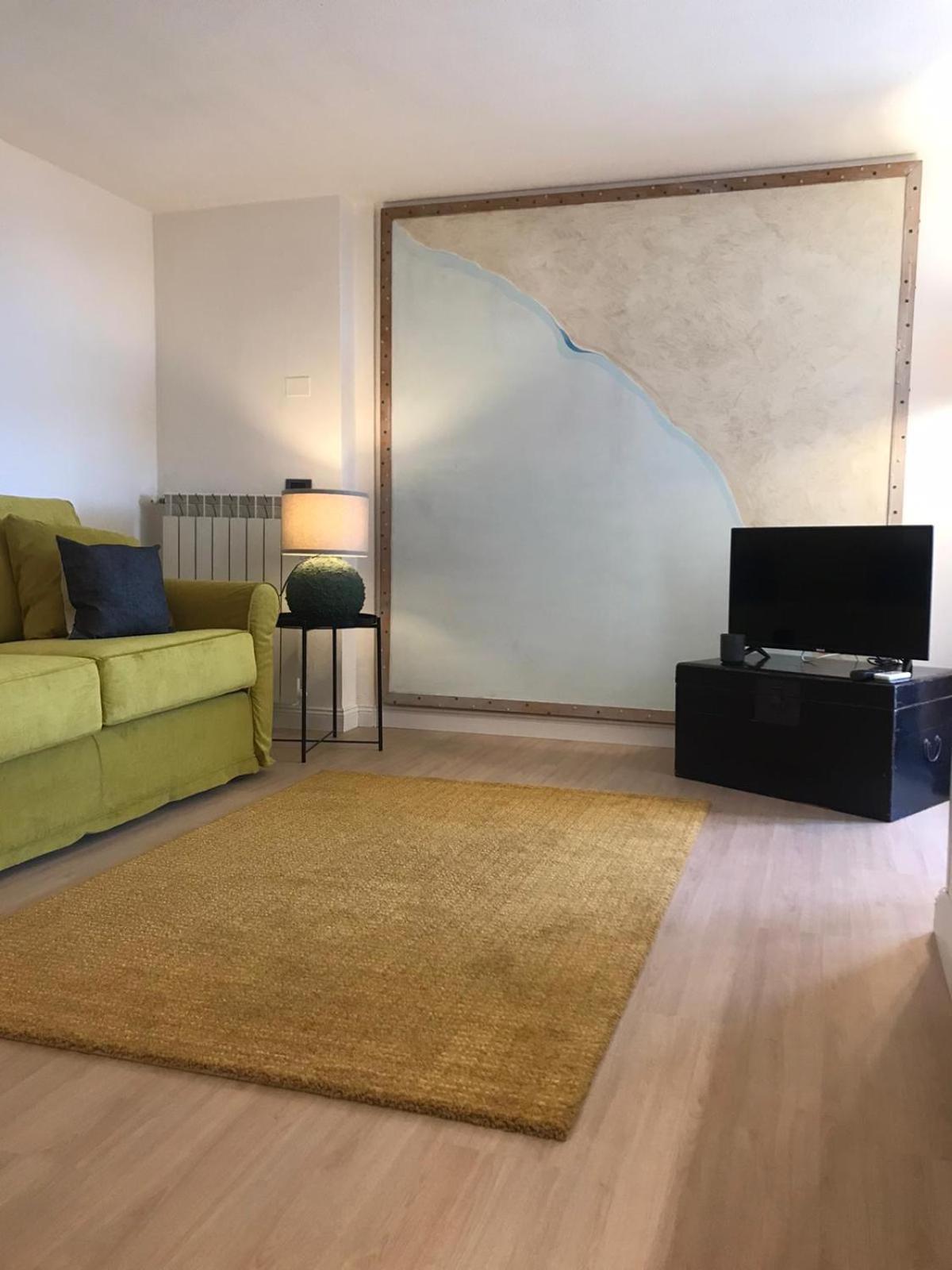 Apartment Friendly House 94 *