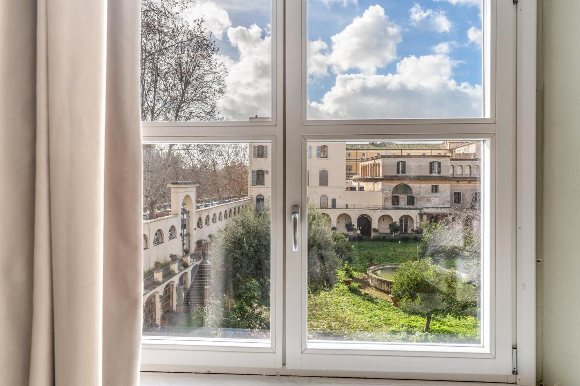 Hostel Borgo Ripa Urban Travel Rome