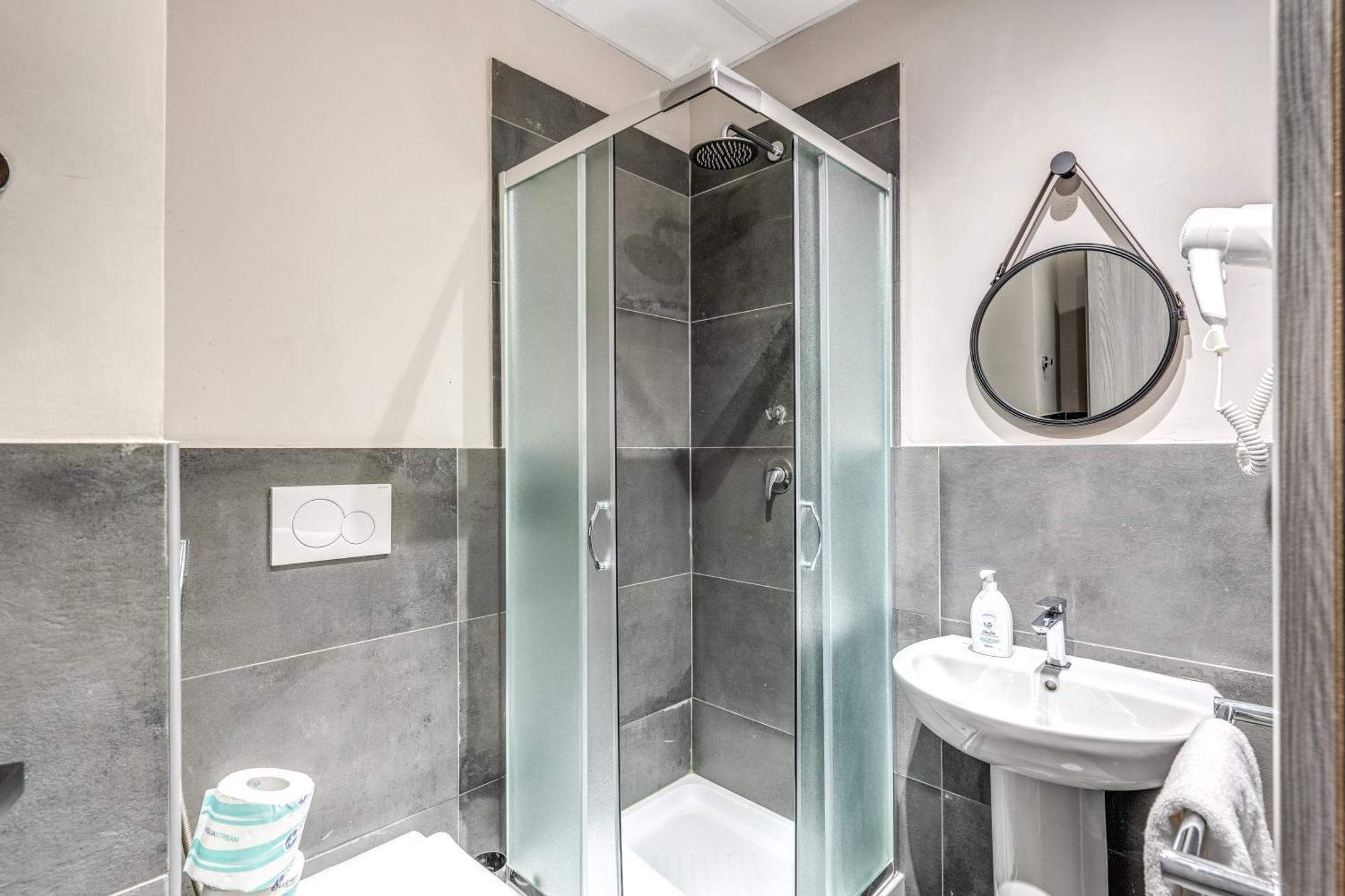 Borgo Ripa Urban Travel * Rome