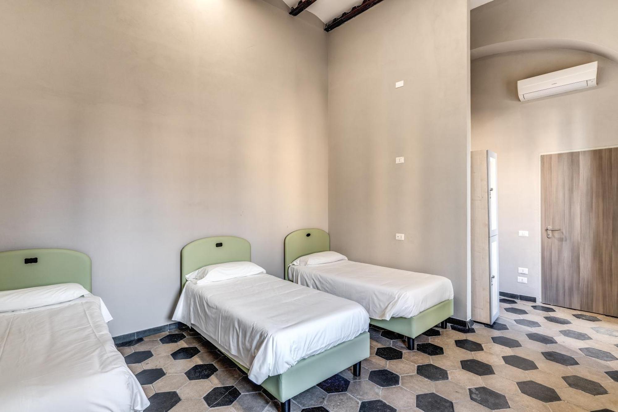 Borgo Ripa Urban Travel Hostel Rome