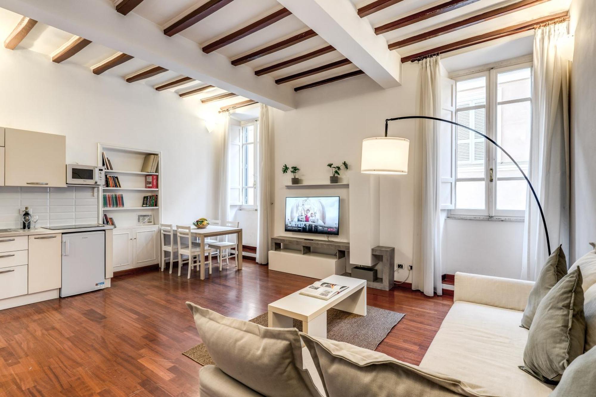 Apartment Myrhome - Spanish Steps Rome