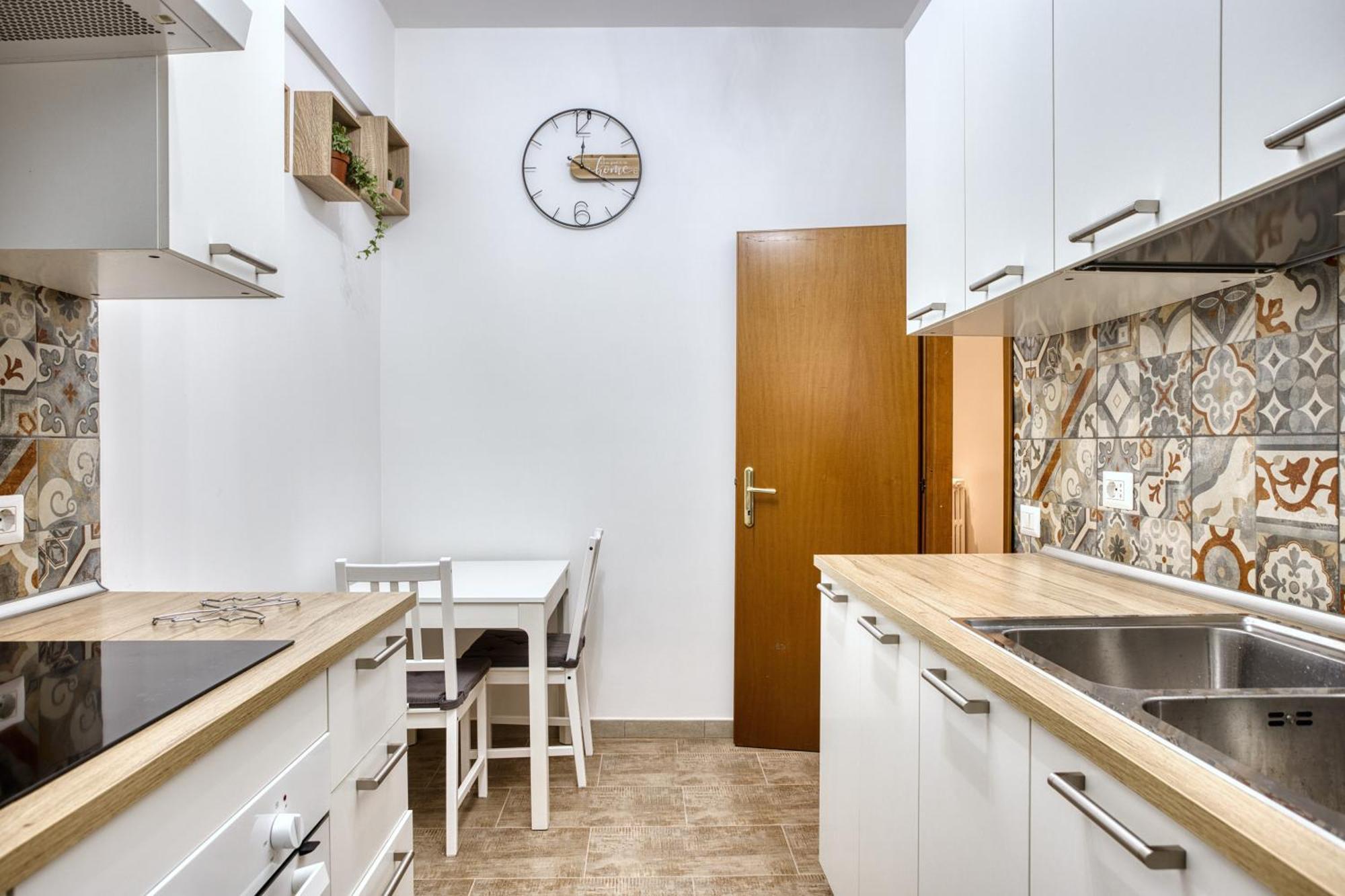 Appartamento Saint Paul - Roma3 *
