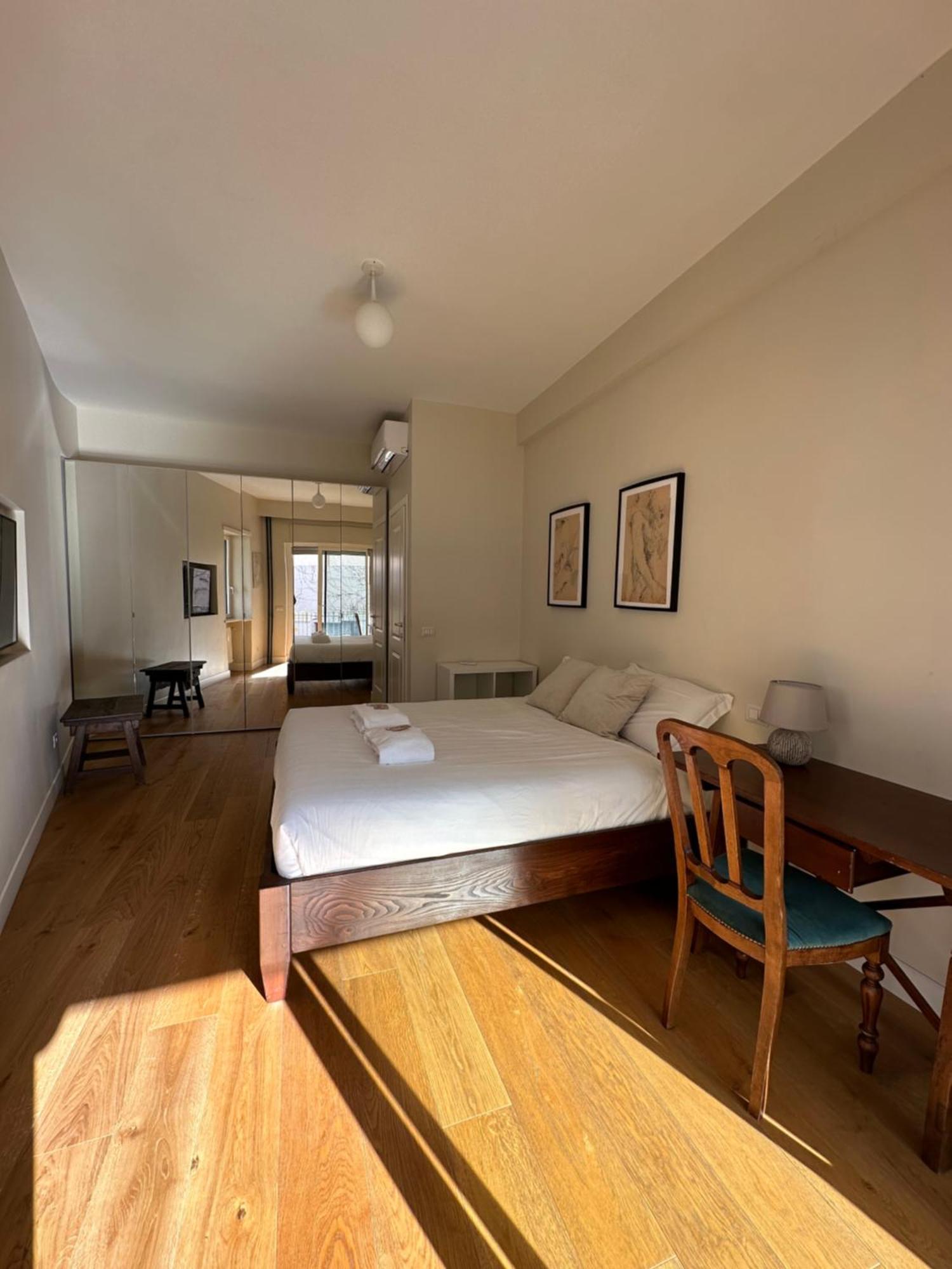 La Dolce Vita - Stylish Flat In Trastevere 100 Sqm * Rome