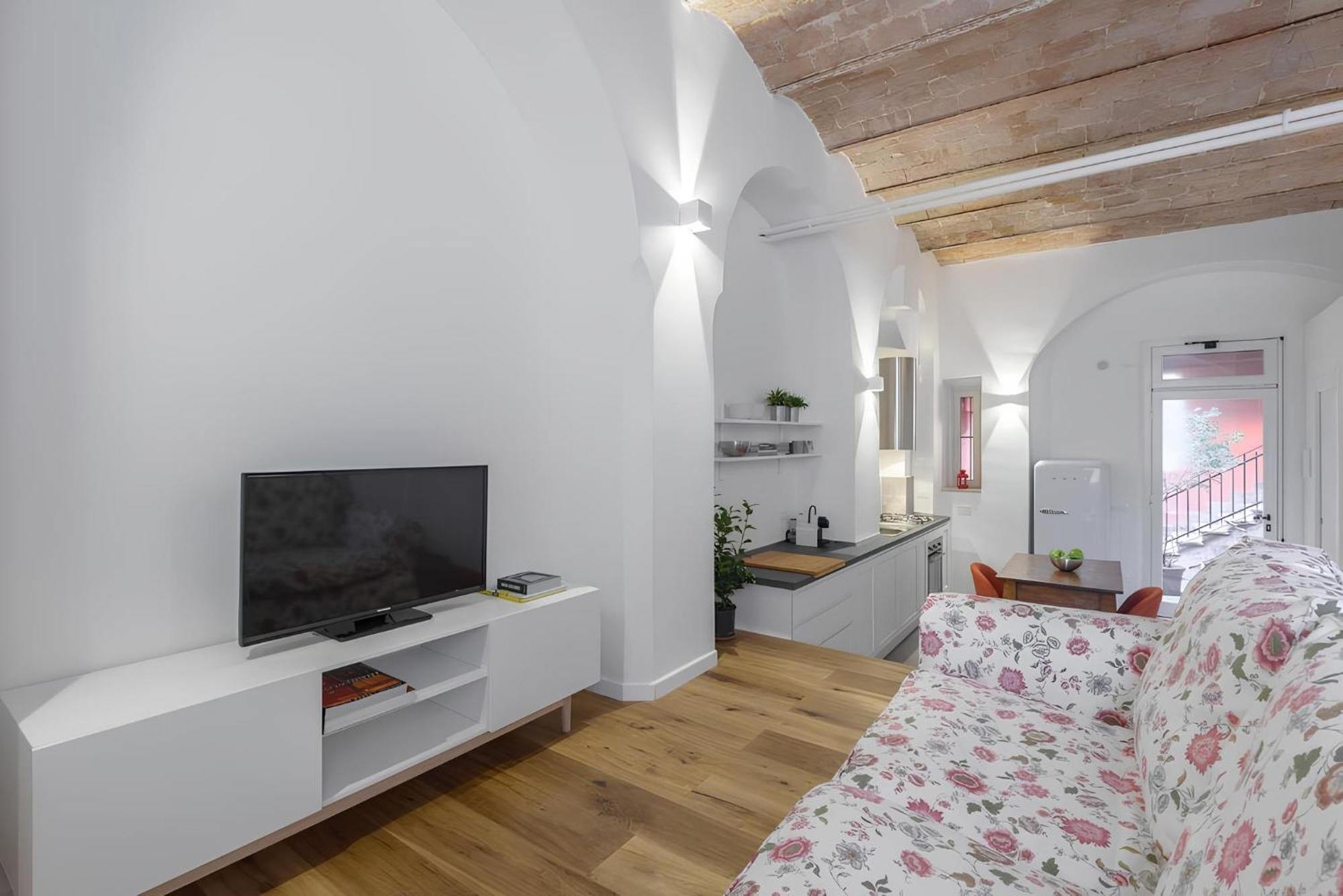 Famm - Charming Open Space In Trastevere Apartment