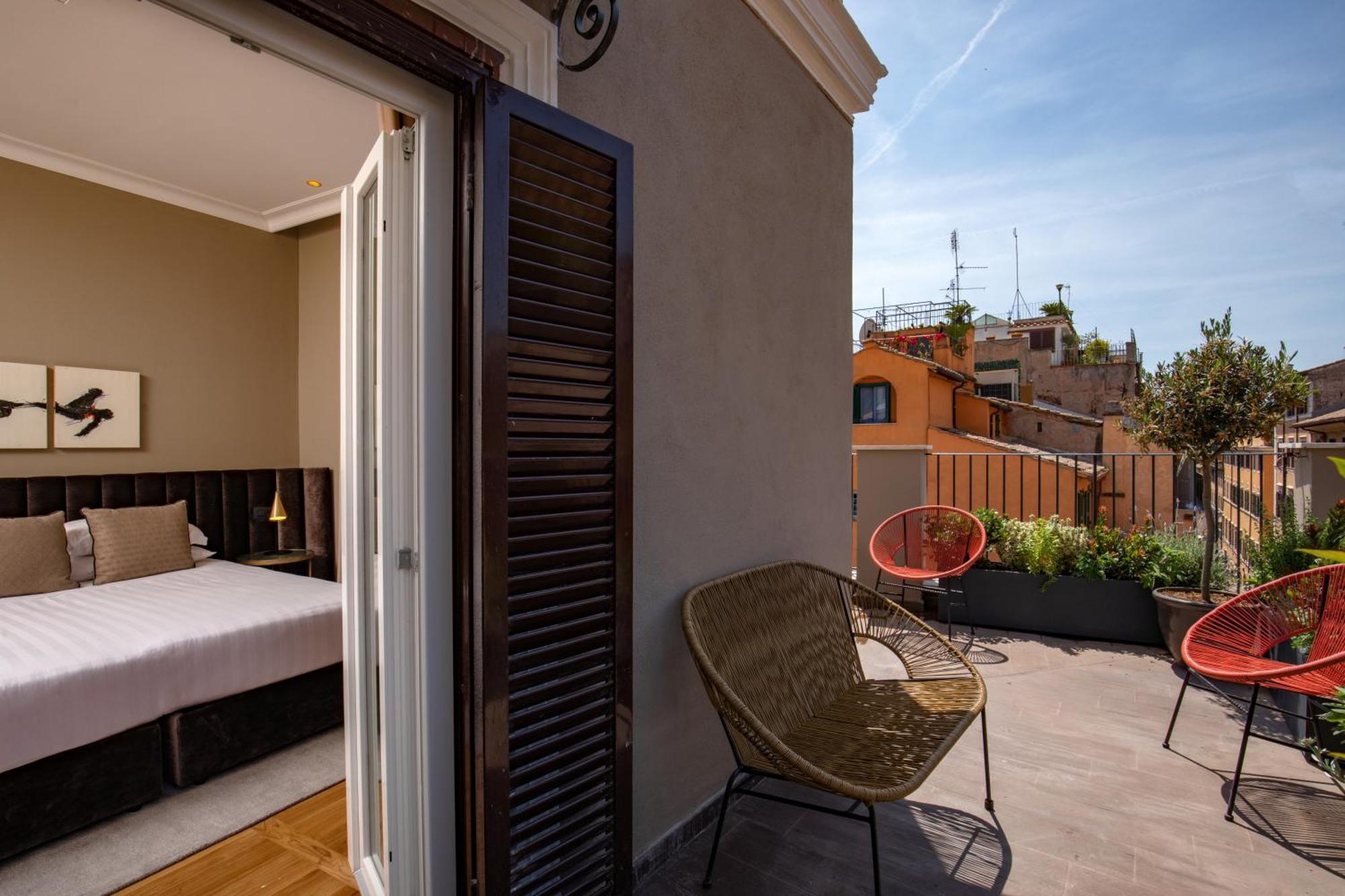 Condotti Belvedere Rome