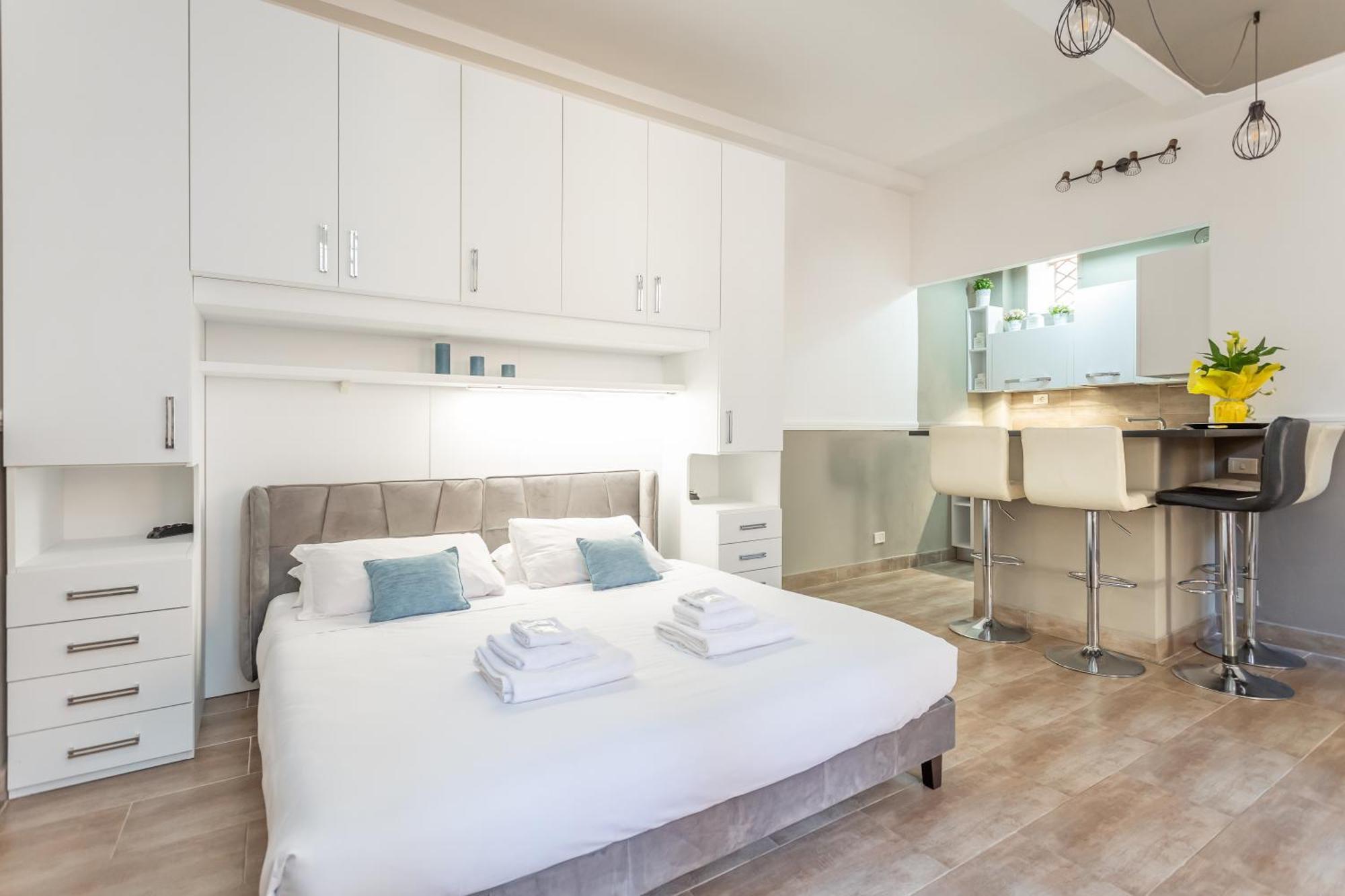 Apartment Charm Near Piazza Navona - Cozy Loft For 2