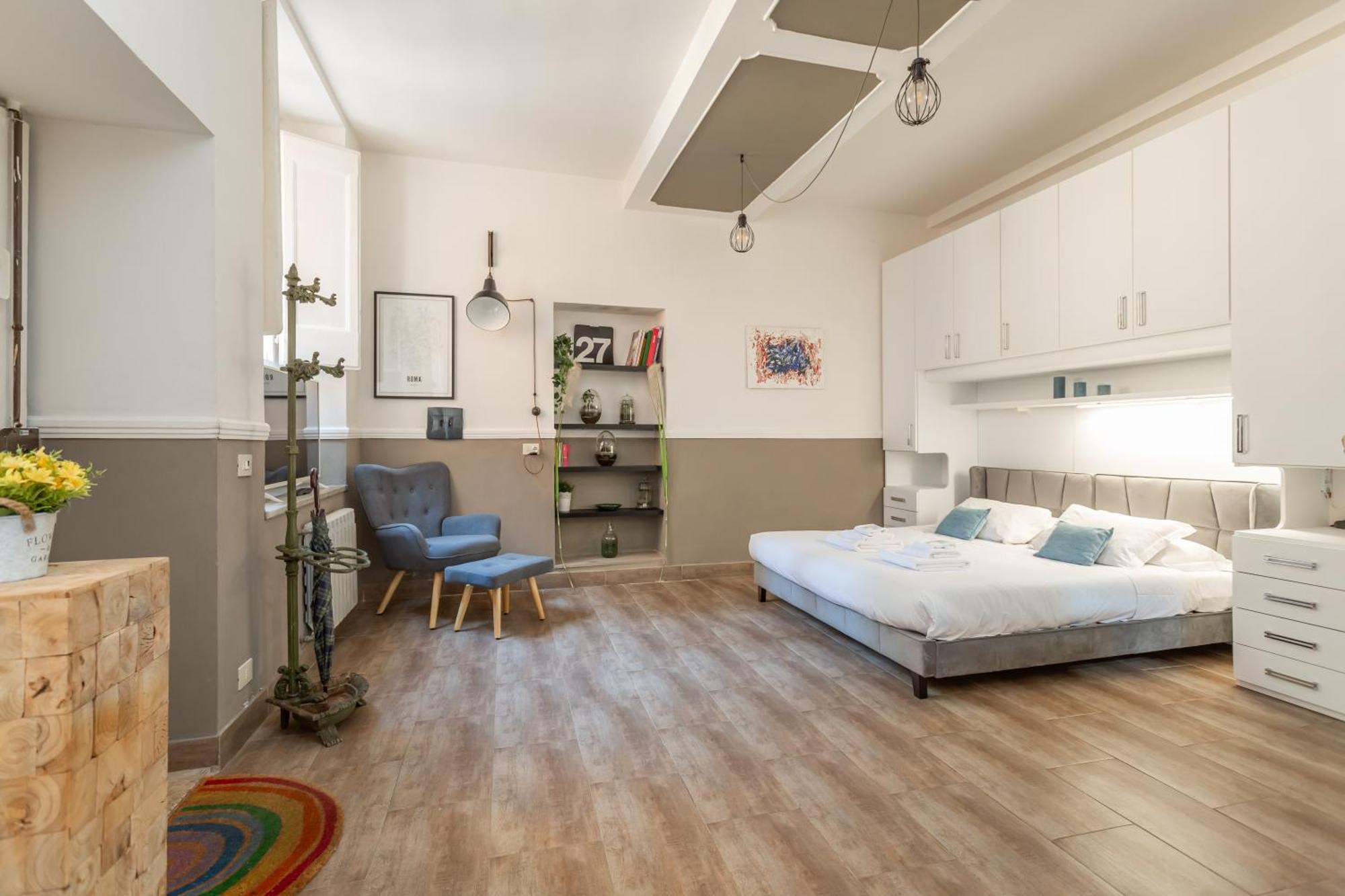 Charm Near Piazza Navona - Cozy Loft For 2 Apartment
