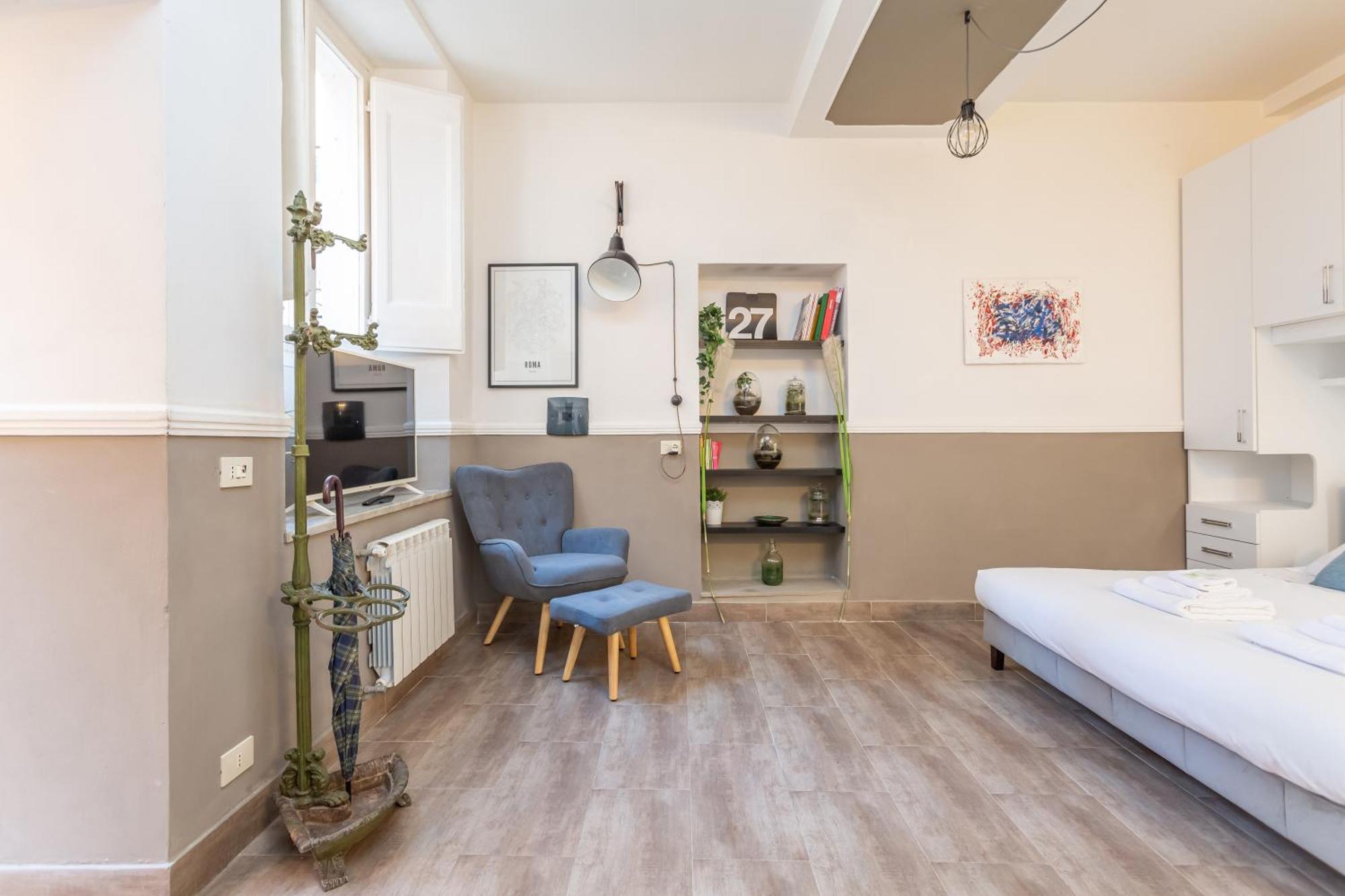 Apartment Charm Near Piazza Navona - Cozy Loft For 2 Rome
