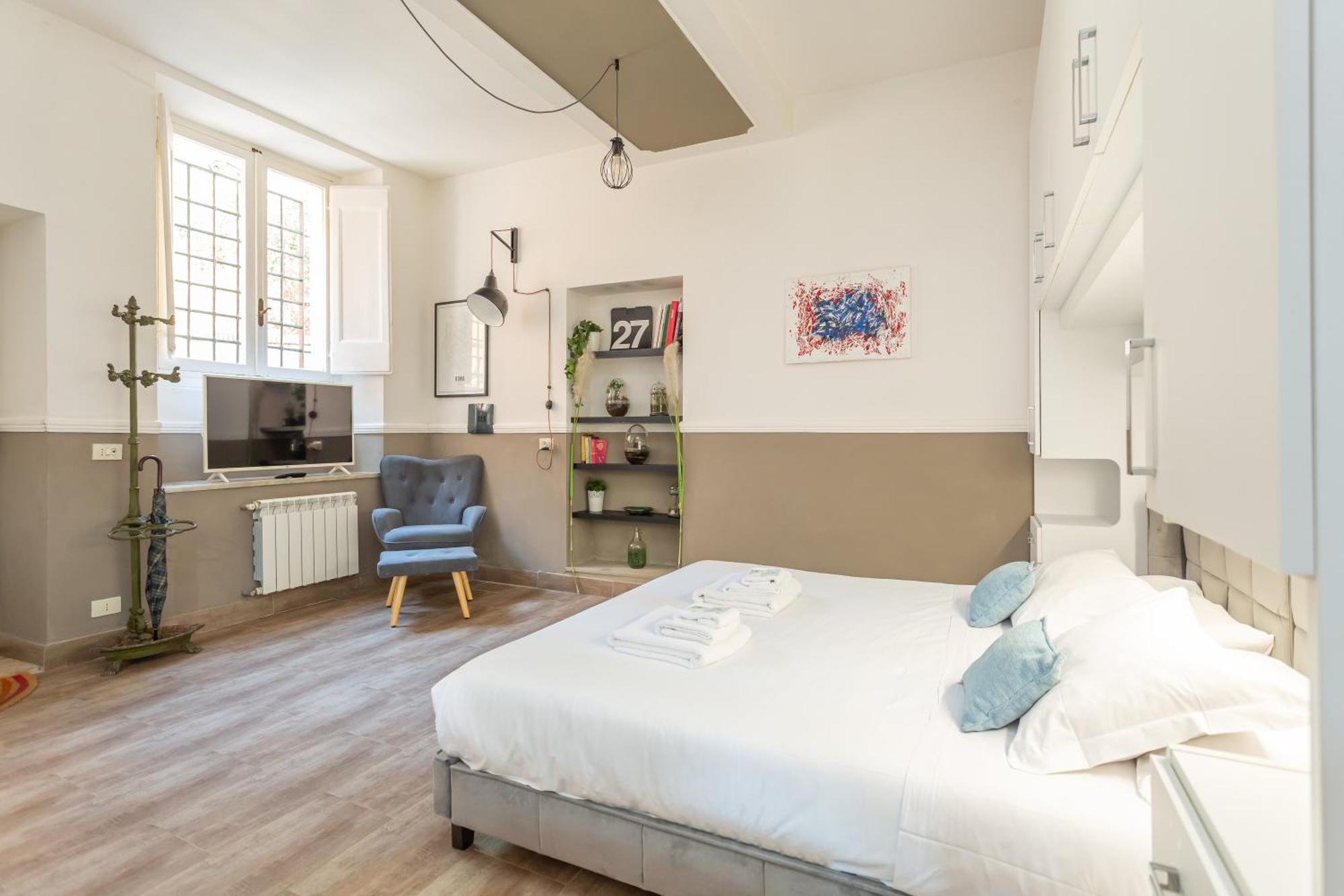 Charm Near Piazza Navona - Cozy Loft For 2 Rome