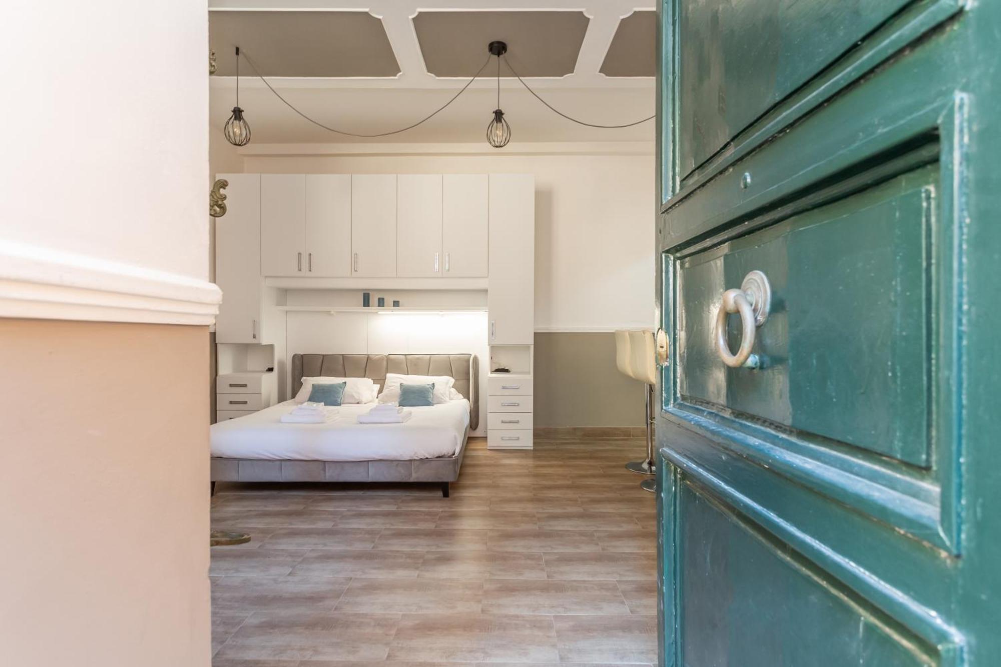 Charm Near Piazza Navona - Cozy Loft For 2 Apartment Rome