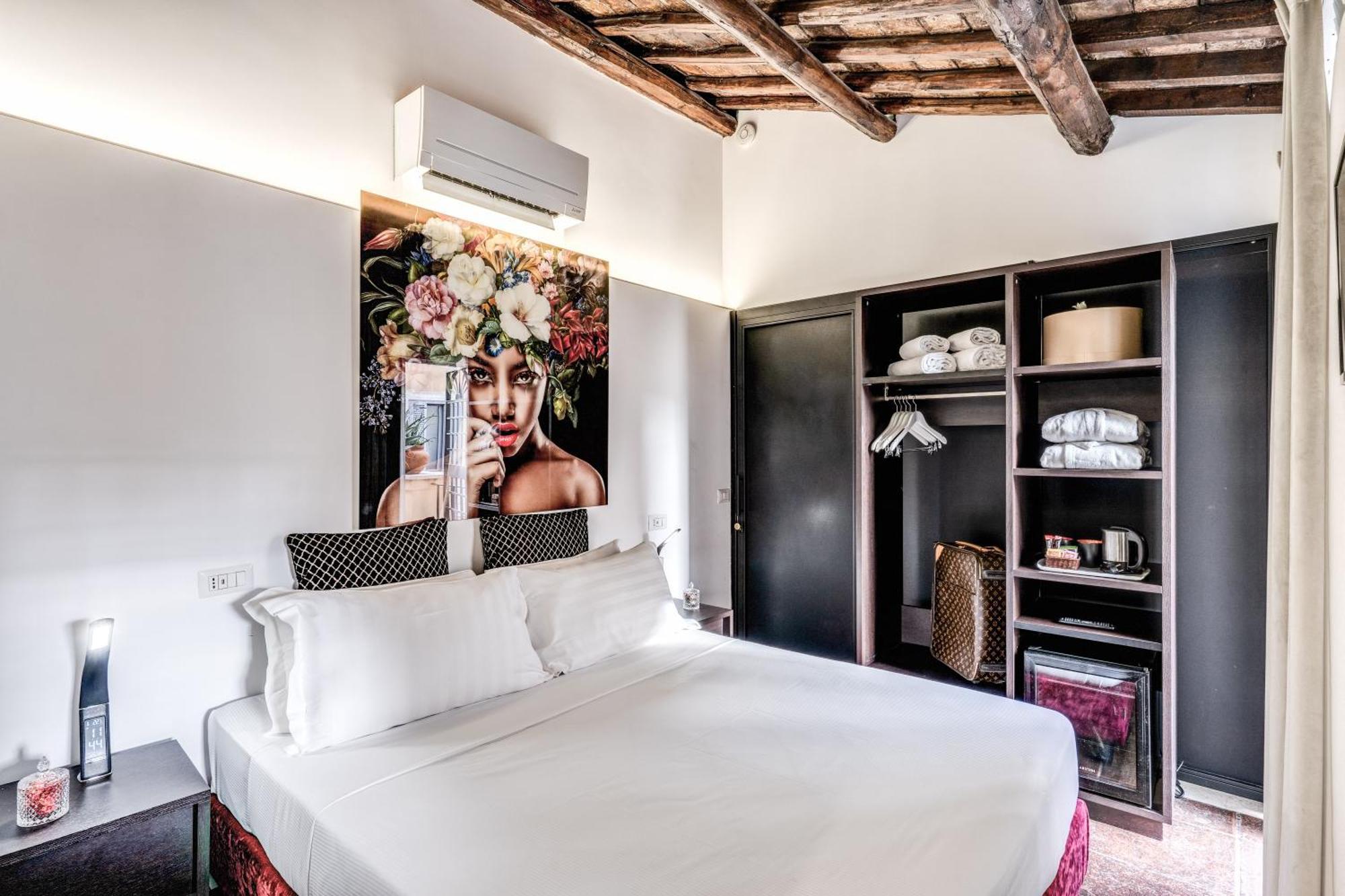 Little Queen Bed & Breakfast Roma