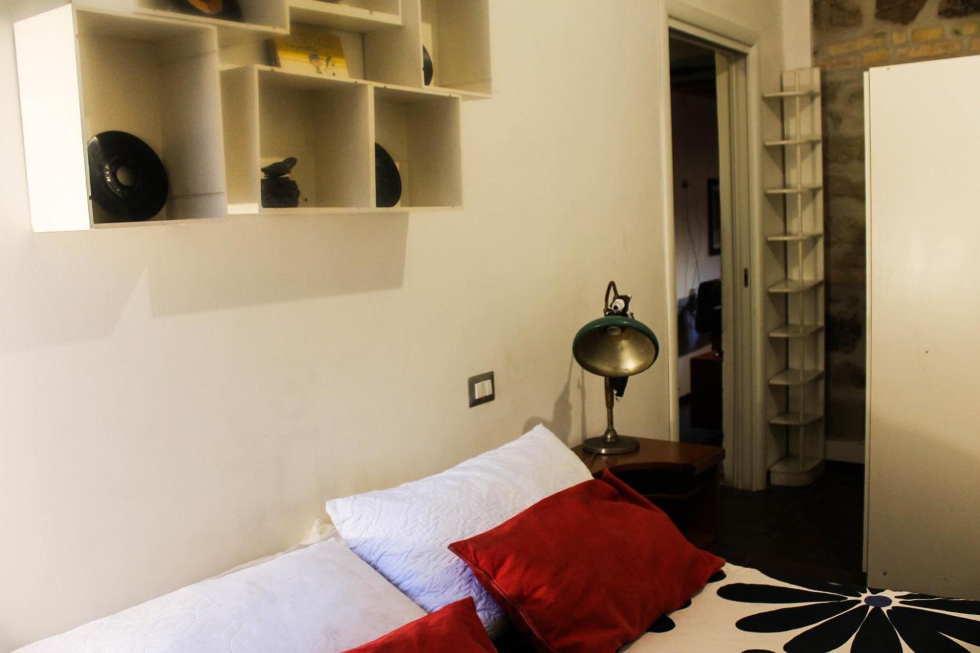 Dgvatican Apartment *