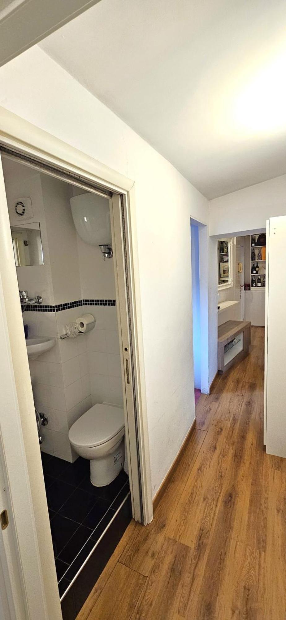 Apartment Monserrato Rome