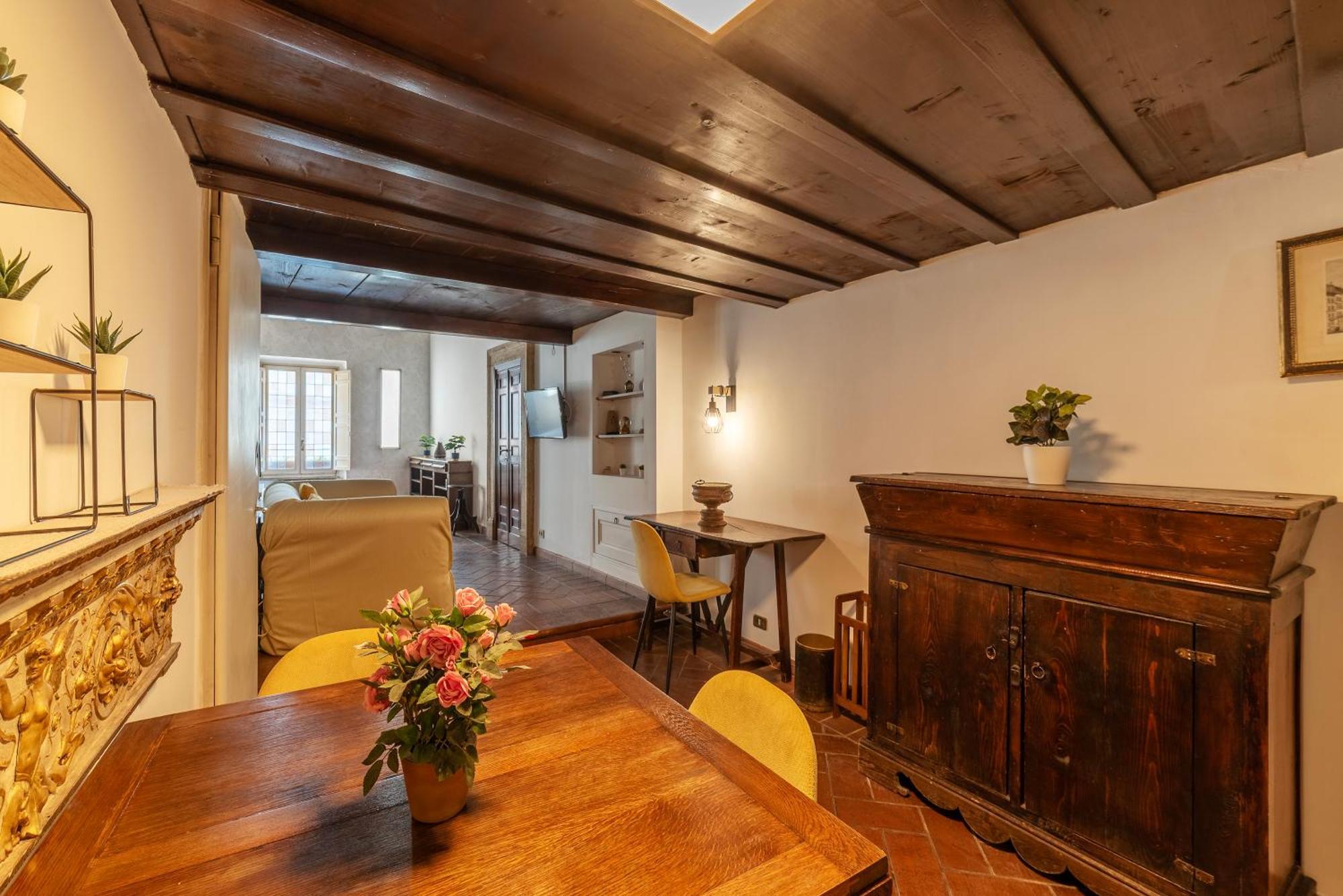Historical Loft At Campo De Fiori Appartamento *